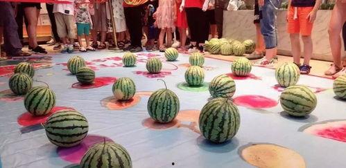 吃瓜套圈,揭秘网络新潮流的狂欢盛宴 第2张 吃瓜套圈,揭秘网络新潮流的狂欢盛宴 第2张