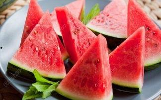 露牙吃瓜,尽享瓜果盛宴  第2张